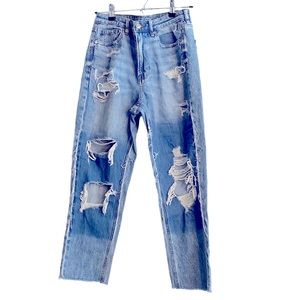 American Eagle Distressed Mom Jeans 6 Short